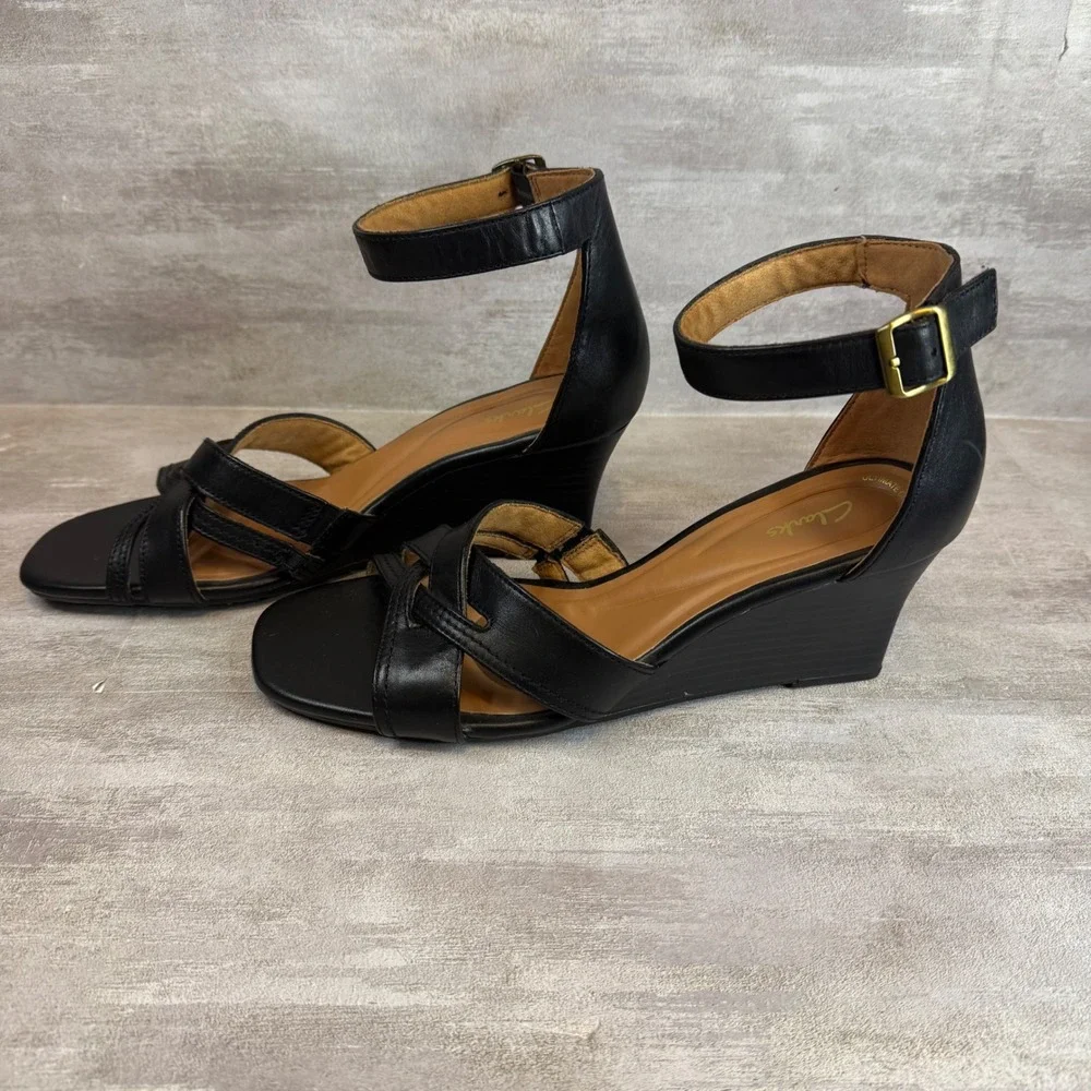 Clarks Womens Black Leather Strappy Wedge Sandals Ankle Strap Size 9.5
